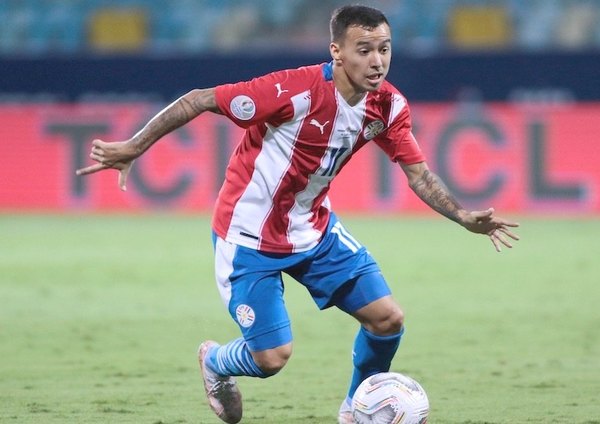 Crónica / “Kaku”: “Tenemos que ganarle a la Argentina”