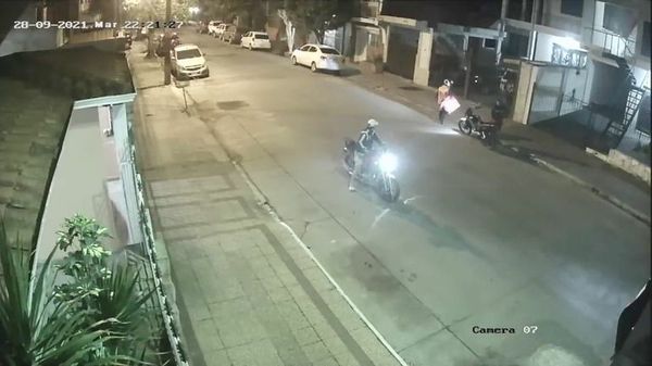 Asaltan a un delivery en San Vicente y se llevan su motocicleta - Nacionales - ABC Color