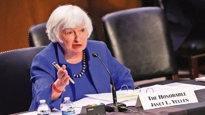 Yellen pide subir endeudamiento de EEUU, pese a una puja en Congreso