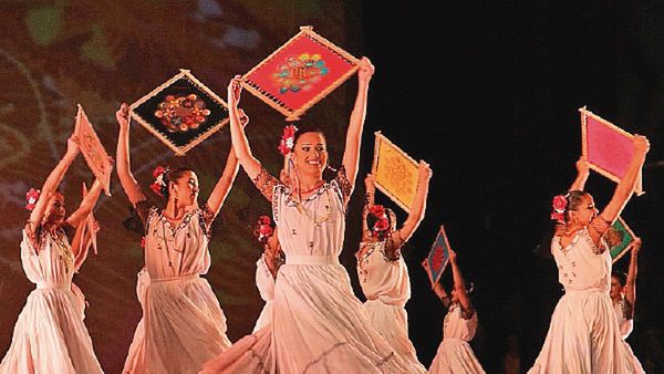 Gala de danza paraguaya del IMA, hoy en el Municipal