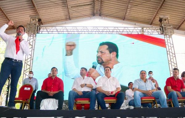Cuestionados candidatos del Este reciben apoyo de Cartes - Nacionales - ABC Color