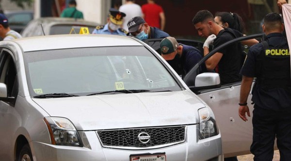 Hallan más de US$ 37.000 en dormitorio del capitán de navío asesinado - Noticiero Paraguay