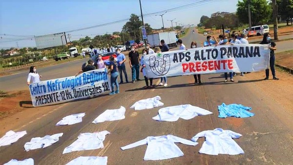 Prosigue hoy huelga de médicos por la falta de acuerdo con el Gobierno - La Clave