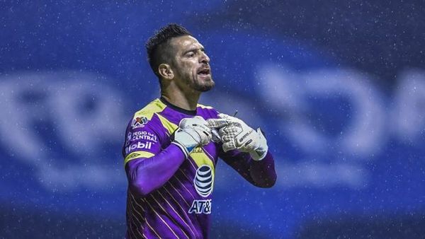 Antony Silva y otra gran noche defendiendo a Puebla