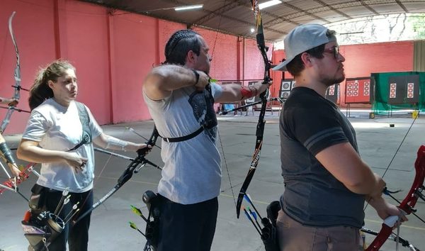 Altoparanaenses se lucieron en campeonato Nacional de tiro con Arco