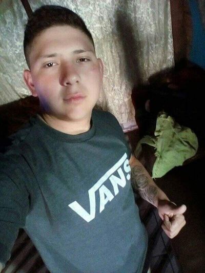 “Motochorros” intentaron matar a balazos a un joven que los denunció - ABC en el Este - ABC Color