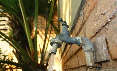 Diario HOY | Erssan insta al uso racional del agua potable tras bajante de ríos y la sequía