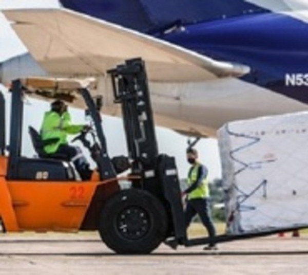 Un lote de 39.600 vacunas arribará este jueves vía Covax - Paraguay.com