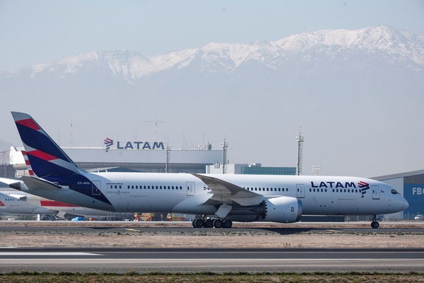 La aerolínea Latam consigue un nuevo financiamiento de 750 millones de dólares - MarketData