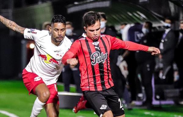 Libertad recibe a Bragantino con la misión de revertir el 0-2