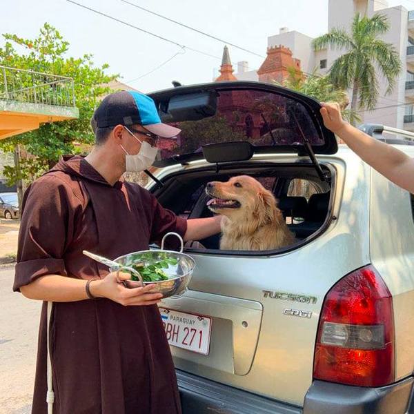 Hermanos capuchinos realizarán tradicional bendición de mascotas