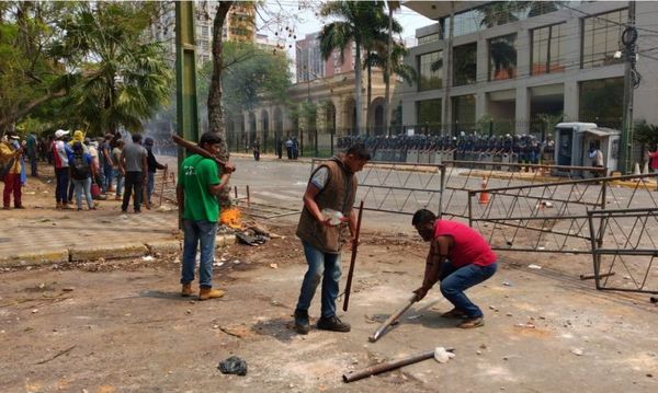 Indígenas dan 48 horas a Marito para vetar Proyecto de Ley