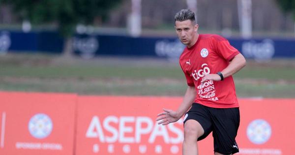 Morel: “Trataremos de jugar con mucha garra ante Argentina”