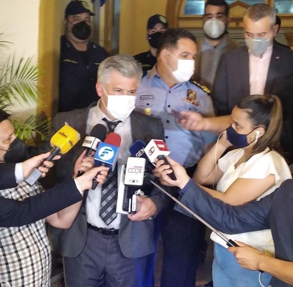 Giuzzio tras manifestaciones: “¿Por qué tendría que renunciar?”