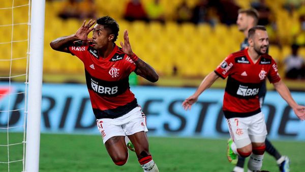 Flamengo repite la dosis y alcanza la final