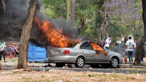 Jornada violenta frente al Congreso