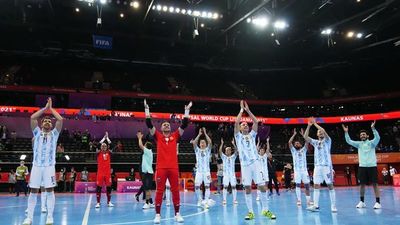Argentina tumbó a Brasil y es finalista
