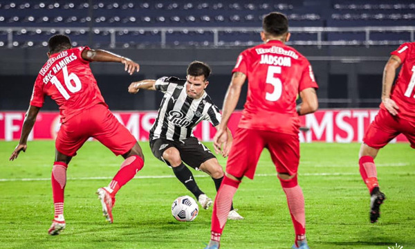 Copa Sudamericana: Libertad hace un papelón y se despide de la Sudamericana - OviedoPress