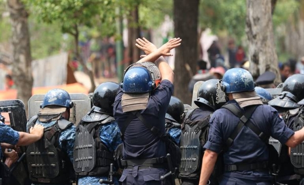 Diario HOY | Policía no actuó con violencia para evitar una masacre: “Había casi 400 niños”
