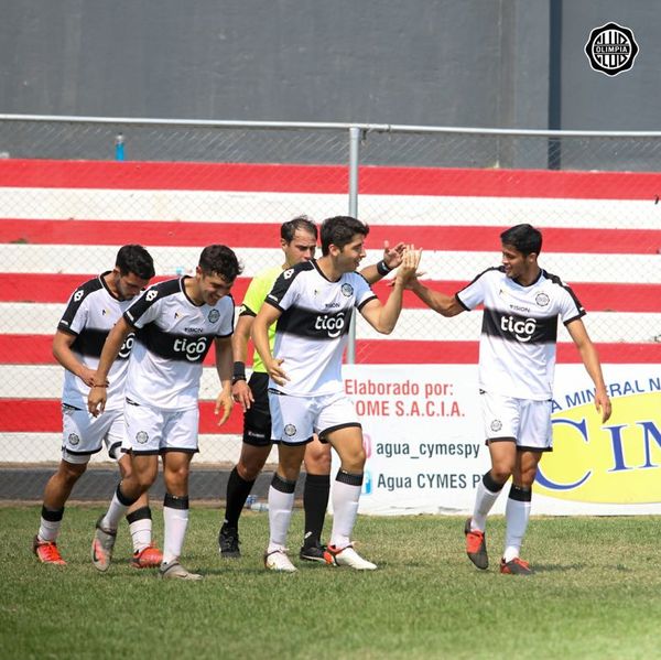 Olimpia sigue al mando de la Reserva  - Fútbol - ABC Color