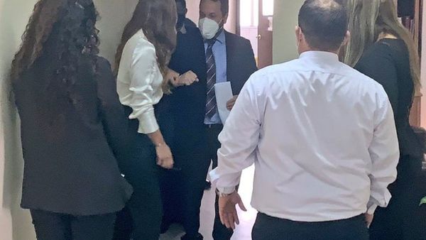 Facturas falsas: Cuarto intermedio en audiencia para periodistas