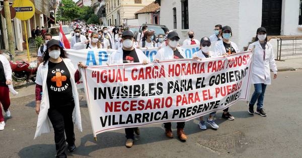 La Nación / Médicos continúan con la huelga ante falta de respuesta de Salud Pública