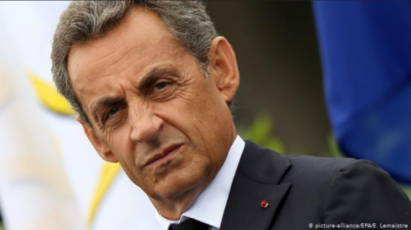 Expresidente de Francia fue condenado a un año de prisión por financiamiento ilegal de su campaña