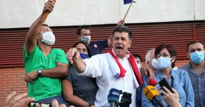 La Nación / Tribunal confirma que Efraín Alegre enfrentará juicio oral y público