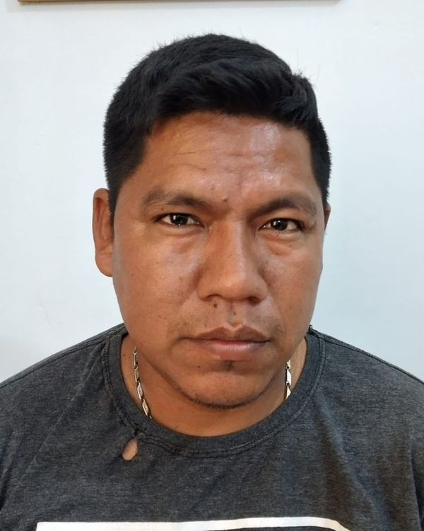 Llevan a la Agrupación al líder indígena que presuntamente encabezó ataque contra policías - Nacionales - ABC Color