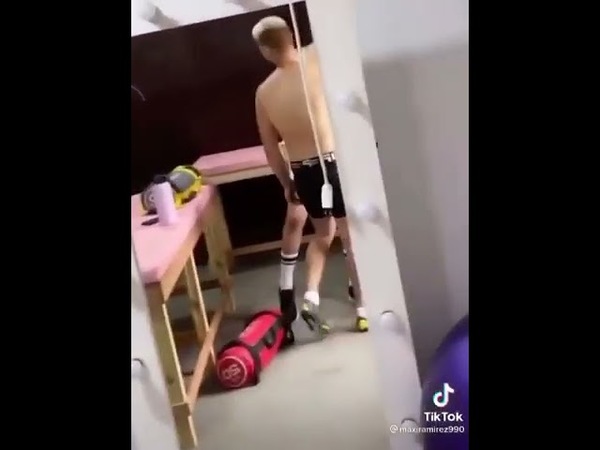 «La Comadre» y su novio se besan en las redes (video) | OnLivePy
