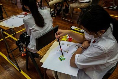 Hasta 5 años de cárcel en Hong Kong por tomar fotos por debajo de la falda - Mundo - ABC Color