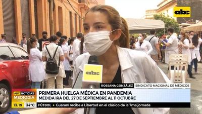 Salud y Hacienda concederán 30% de aumento de salario a médicos - Nacionales - ABC Color