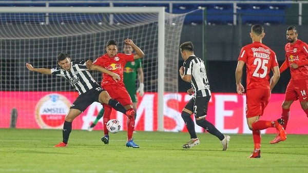 Bragantino liquida a Libertad y avanza a la final | Noticias Paraguay
