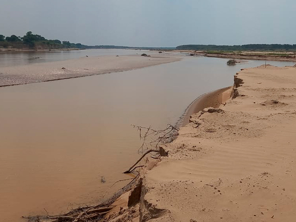 Aguas del río Pilcomayo ingresan por la embocadura y alcanzan la zona de Gral. Díaz - El Trueno