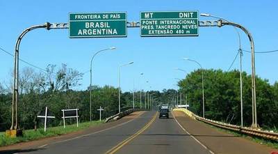 Argentina habilitaría pasos fronterizos con países limítrofes para el turismo | Ñanduti