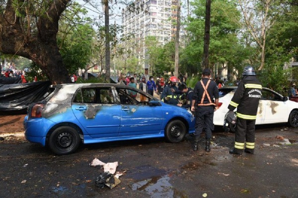 Vendedor ambulante que perdió sus dos testículos tendrá costoso tratamiento de por vida