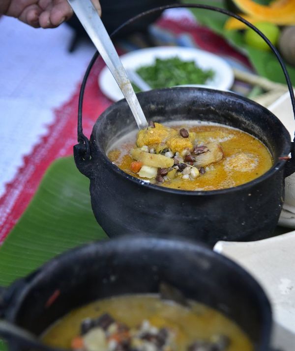 Mañana se come jopará: la preparación comienza esta noche - Gastronomía - ABC Color