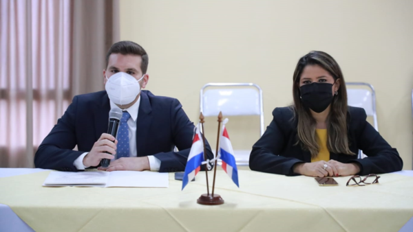 Abdo promulga ley sobre invasores - El Independiente