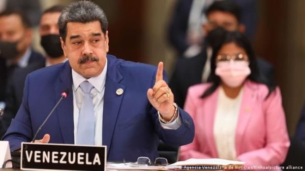 Senadores de Estados Unidos critican a AMLO por no extraditar a Maduro