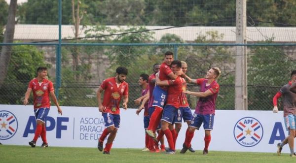 Colegiales se despide con la Copa y un empate