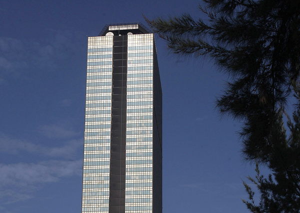 La estatal Petróleos Mexicanos y sindicato acuerdan aumento salarial de 3,4 % - MarketData