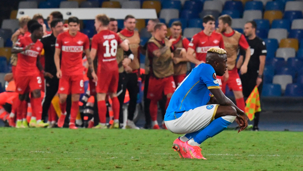 Leicester y Napoli son sorprendidos en la Europa League