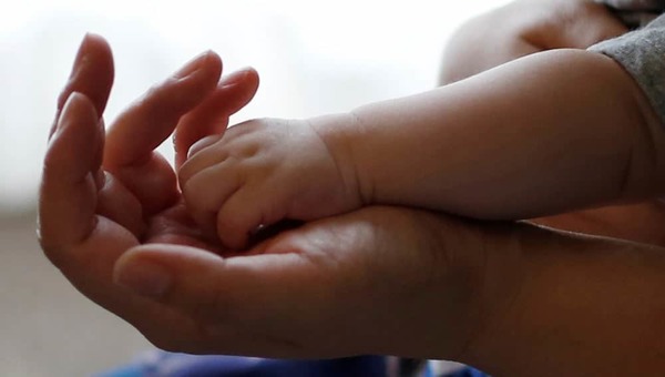 Mujer ruega recuperar a su beba: “No quiero que viva como yo viví” | Ñanduti