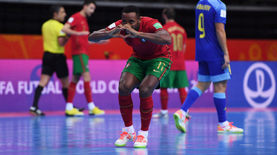 Compacto: Portugal 2 (4) - 2 (3) Kazajistán