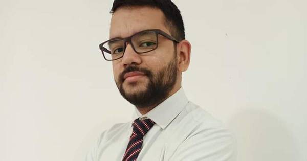 La Nación / Estudiante pide sumario a candidato a concejal por ser planillero de la UNE