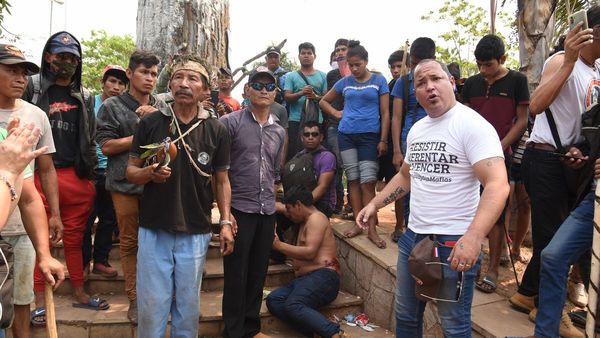 Empresarios culpan a activistas políticos de hechos violentos