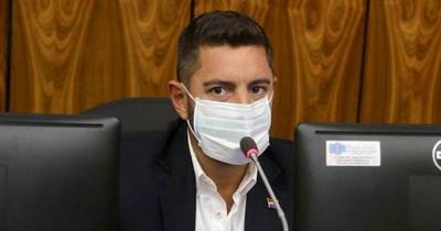 La Nación / “Veo una Policía Nacional abandonada”, dice Alliana