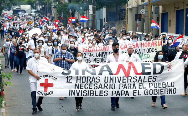 Huelga de médicos sigue en pie y no quieren soluciones parciales | OnLivePy