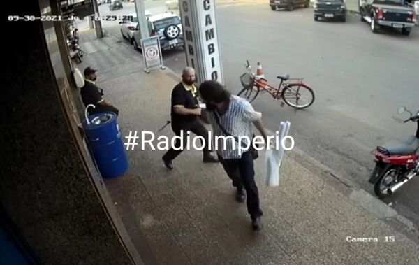 Fiscal anuncia imputación para guardia que mató a vendedor ambulante