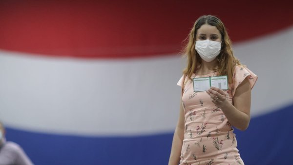 Salud anuncia vacunación de primeras dosis desde los 18 años para la próxima semana